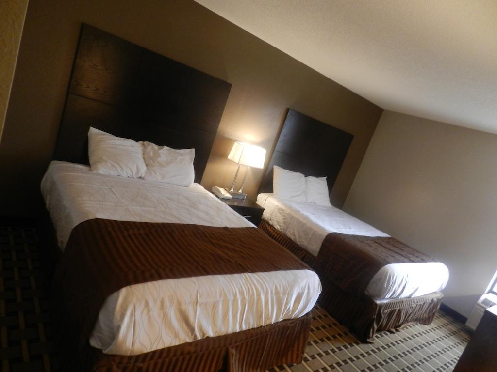 דולות' Haven Inn & Suites חדר תמונה