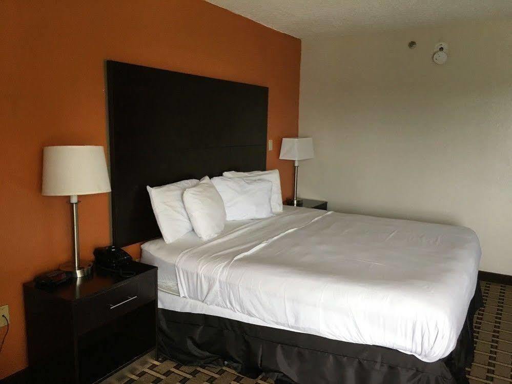 דולות' Haven Inn & Suites מראה חיצוני תמונה